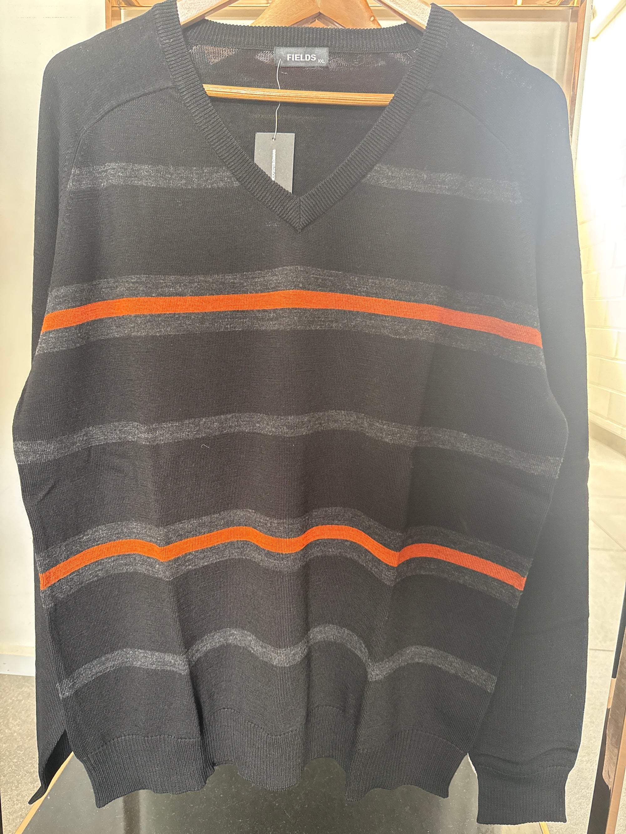 Fields knitwear pure merino wool V neck with lines