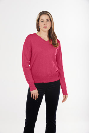 ESSENTIAL FASHION VEE NECK PULLOVER