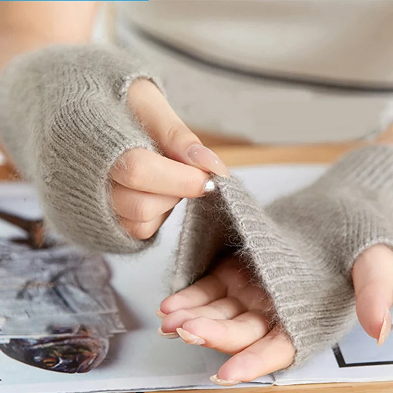 100% Cashmere Knitted Fingerless Glove