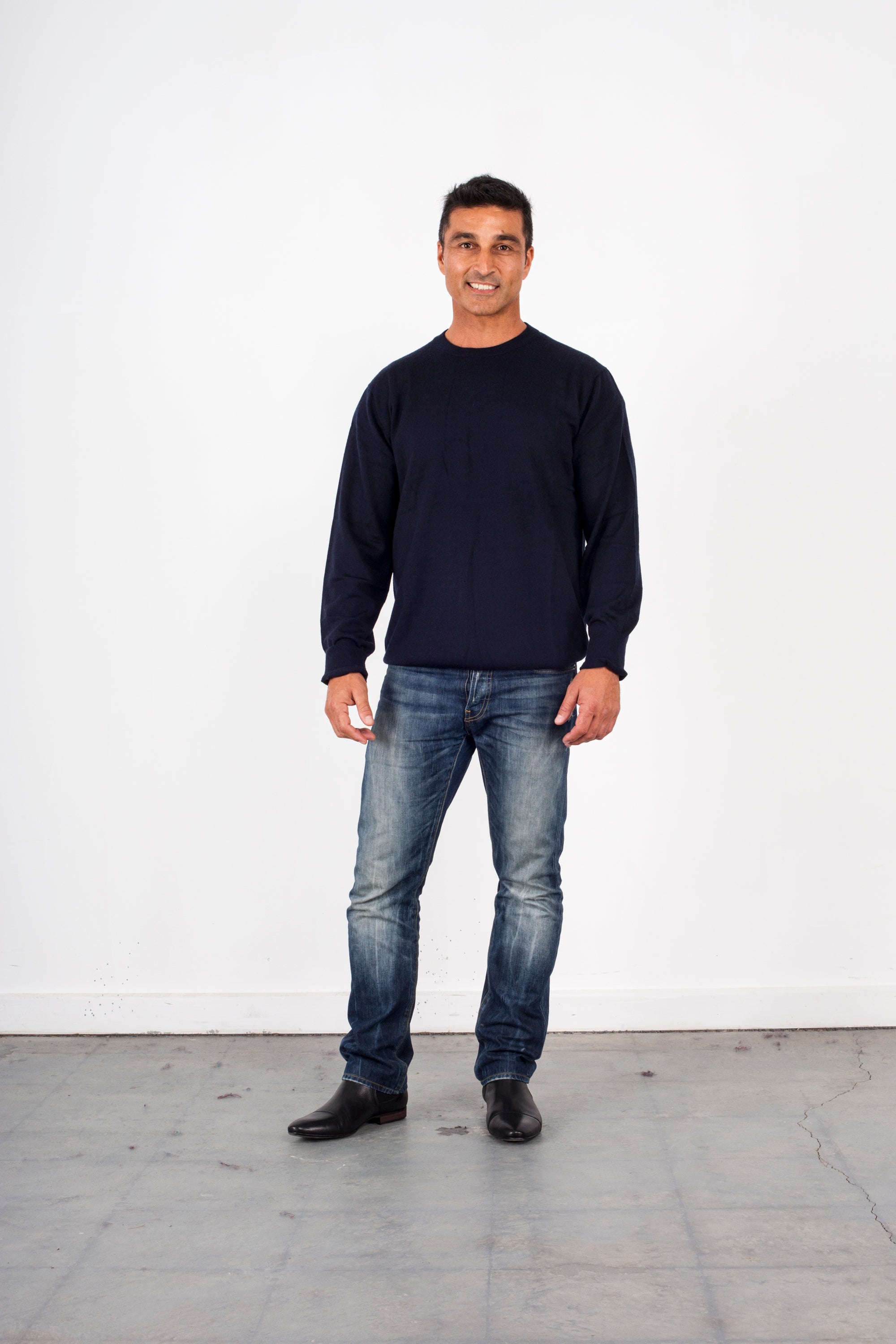 Ansett Pure Merino Wool Fitted Crewneck Pullover