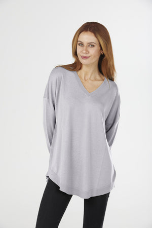 Crossed Trim Pullover Vee