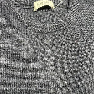 Pure wool round neck jumper