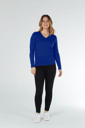 ESSENTIAL VEE NECK PULLOVER