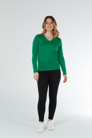 ESSENTIAL VEE NECK PULLOVER