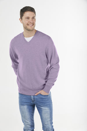 ESSENTIAL VEE NECK PULLOVER